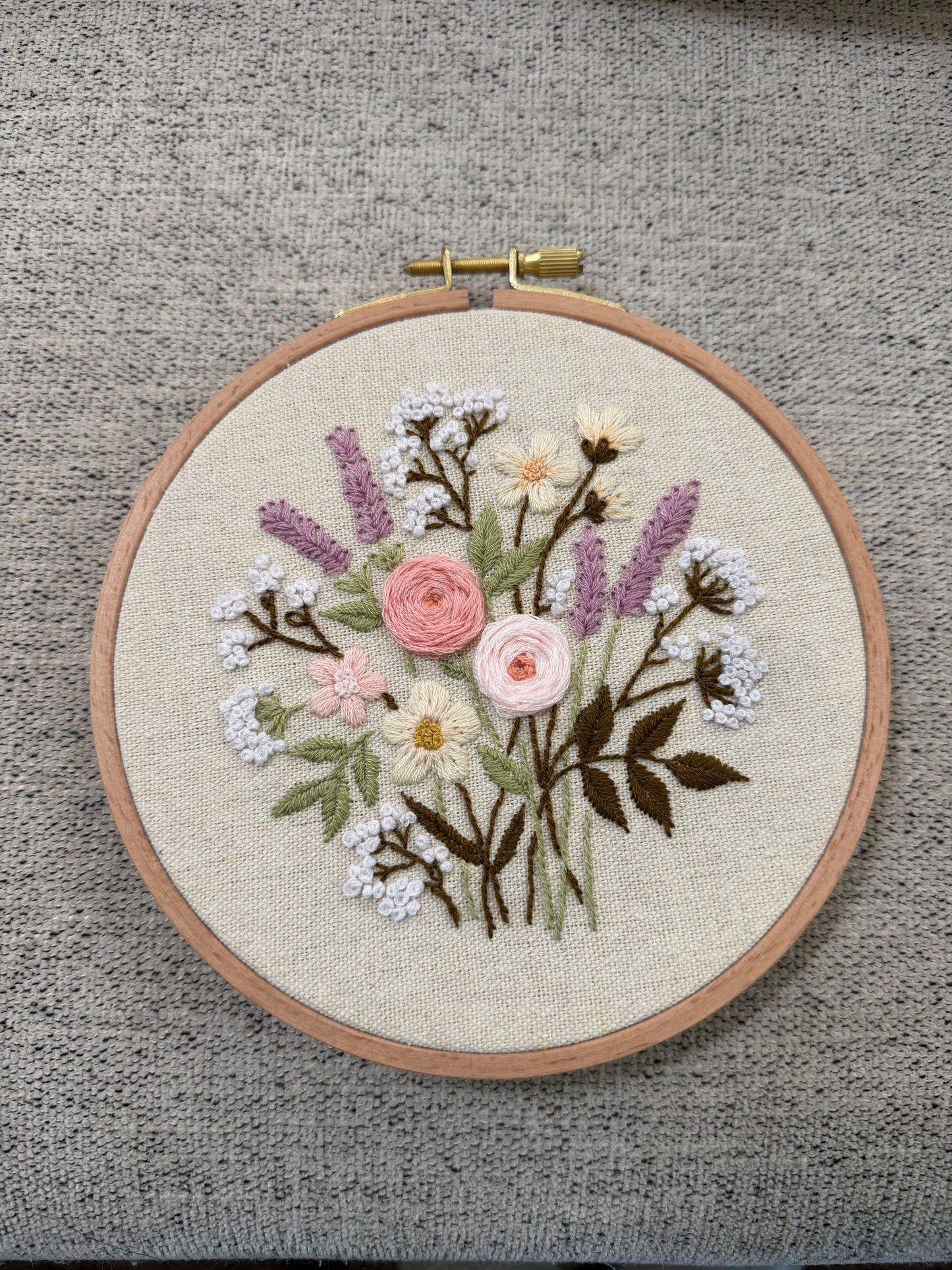 Embroidery flowers - sample sale